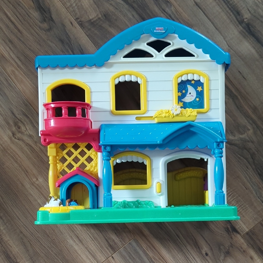 Little people Fisher Price. busy day dollhouse . house only .